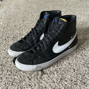 Nike Blazer Mid 77